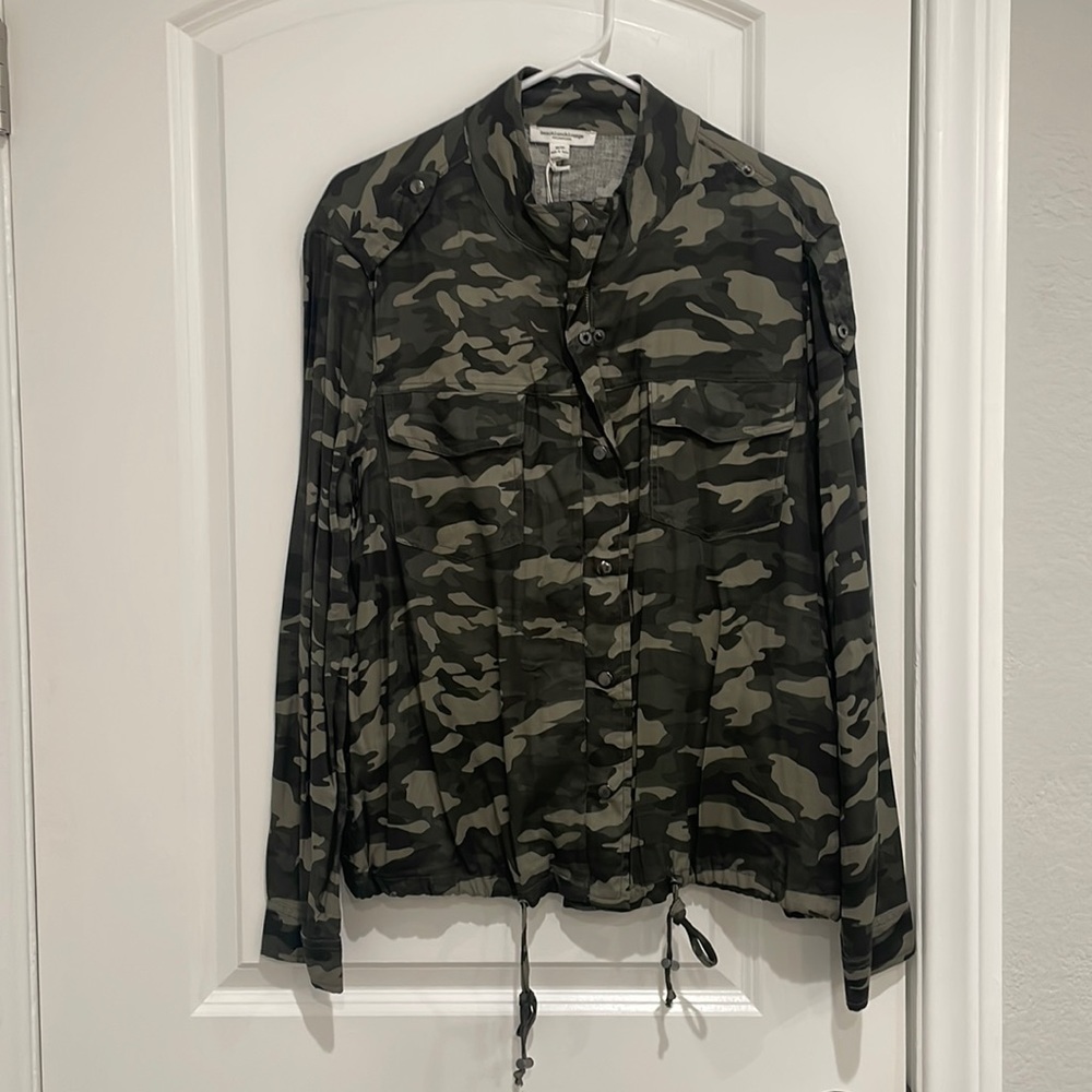 NWT women’s military jacket. Size medium
